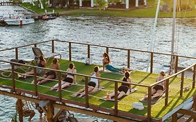 The Yak Lake House Hostal Bacalar Front Lagoon - Adults Only